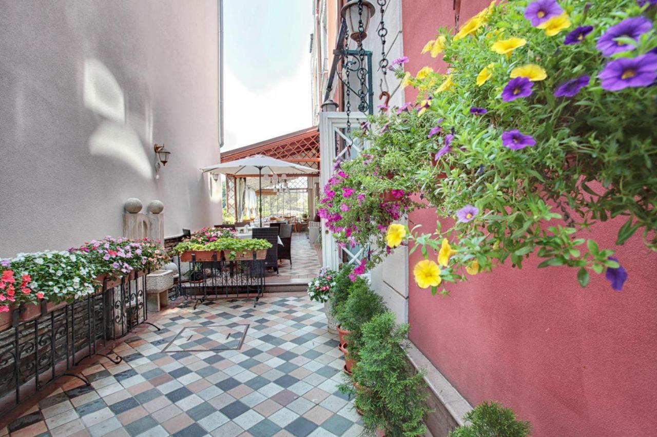 Hotel Odeon Plovdiv Exteriér fotografie